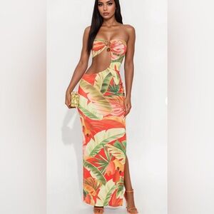 Tropical Cut-Out Maxi Dress – Strapless – Leaf Print – Bodycon – Size M – NWT